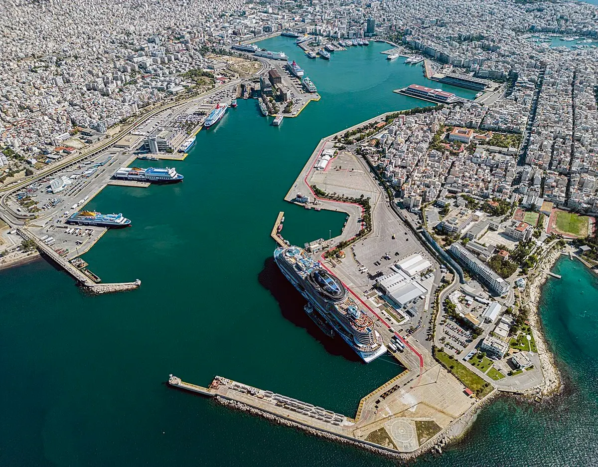 Athens International Airport to Piraeus Port