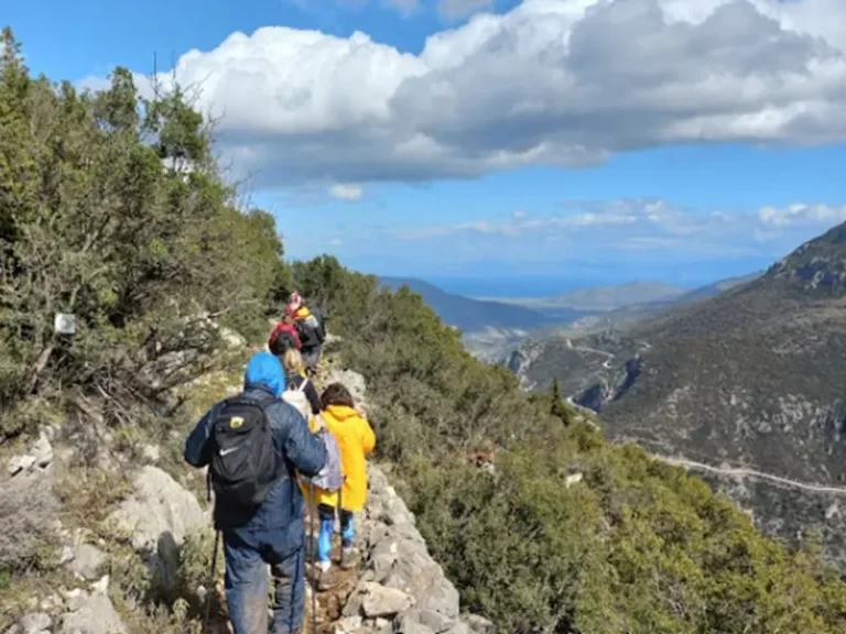Hikers on the Parnon Trail from Sitaina to Kastanitsa