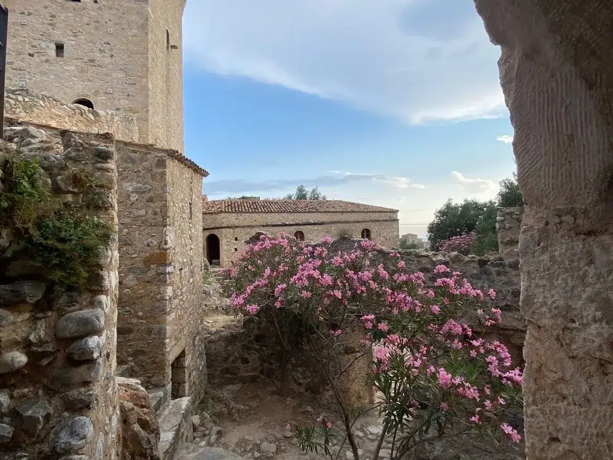 Sparta and Mystras – private transfer from Lagkadia